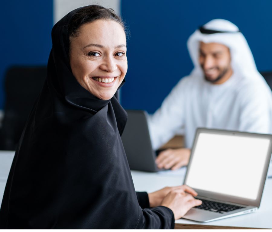 سوالات اقامت کاری در دبی